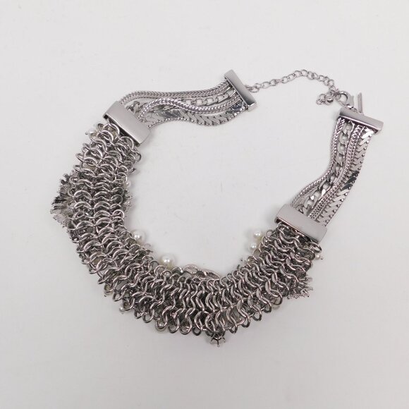 WHBM White House Black Market Glass Pearl Cluster Statement Necklace (52725) - Picture 4 of 5